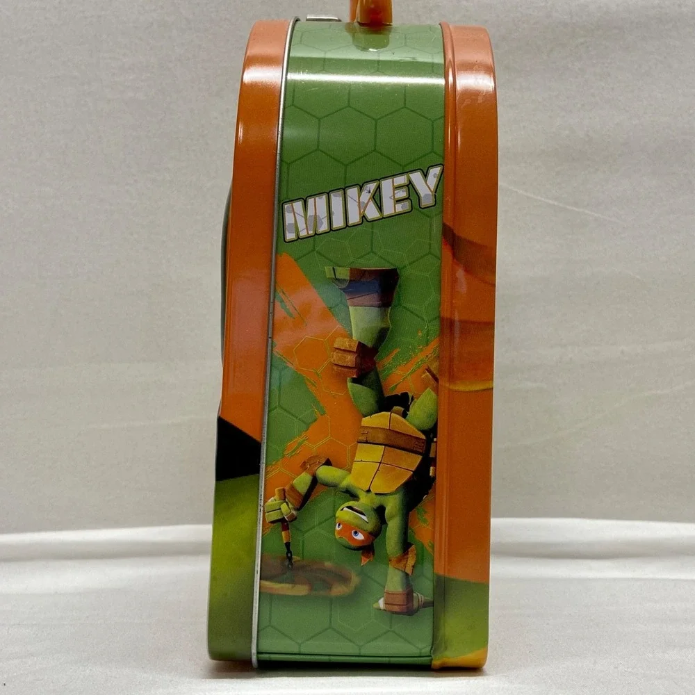 TMNT Teenage Mutant Ninja Turtles Tin Box/Lunchbox W/ Handle-Michaelangelo MIKEY